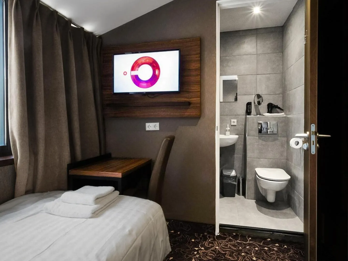 Amsterdam Lake Hotel باتهوفيدوربْ 3*,
